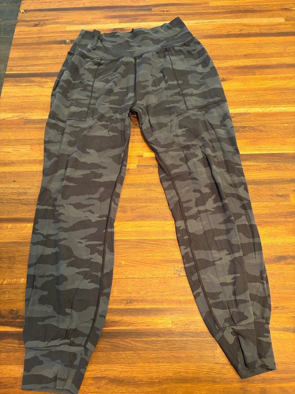 Athleta Salutation Camo Jogger